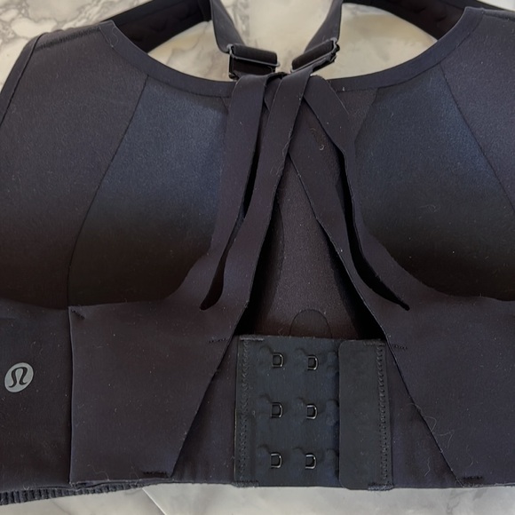 Lululemon Air Support sports bra 36D - Picture 3 of 5